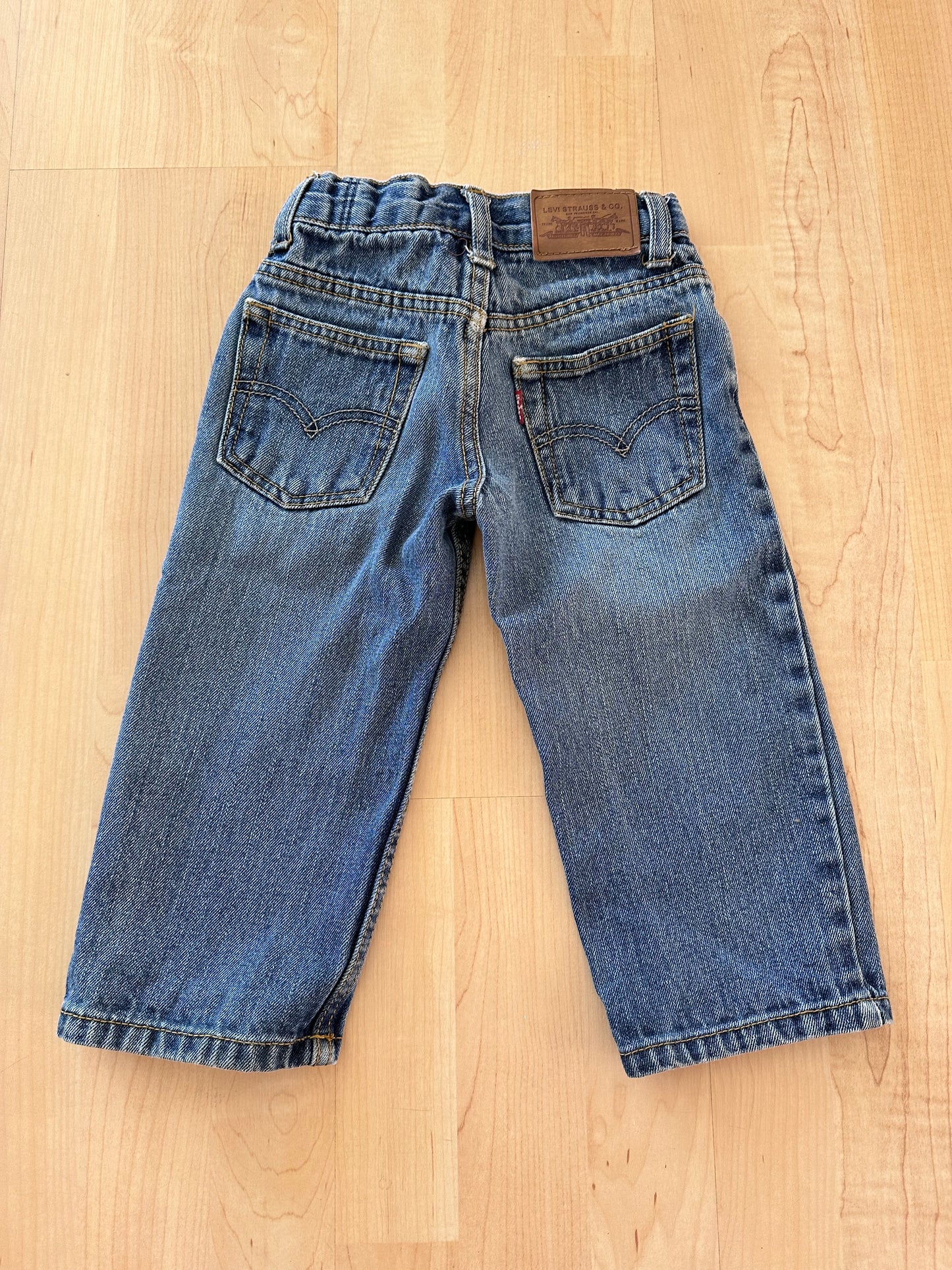 Loose Fit Levi’s